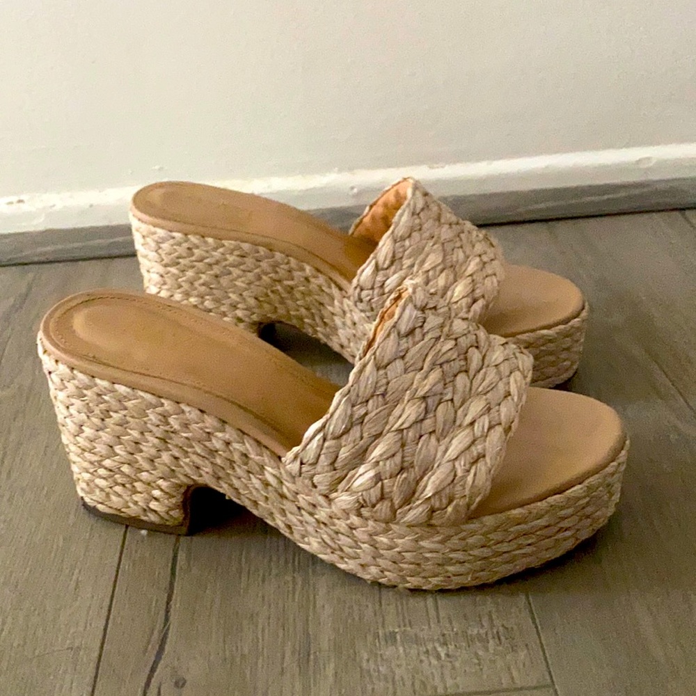 Raye Gable Wedge Sandals size 8.5